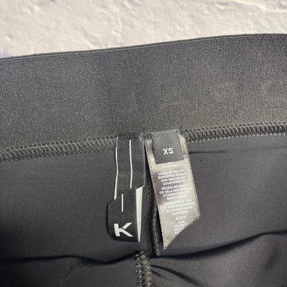 Koral Leggings in Black and White - Picture 4 of 6